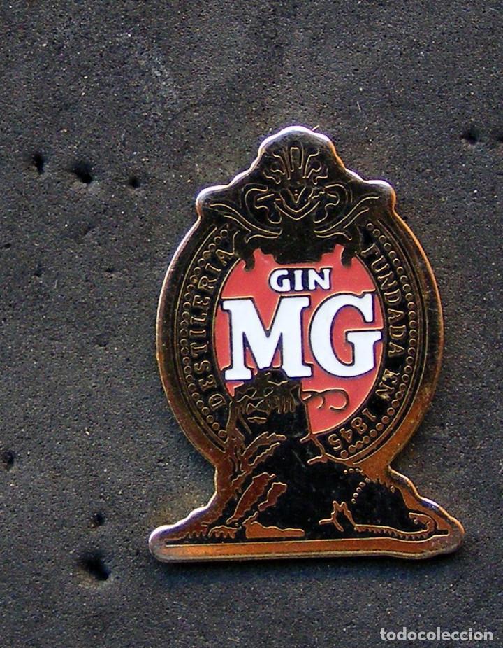 Pins de colecci&oacute;n: PIN DESTILERIA FUNDADA EN 1845 GIN MG