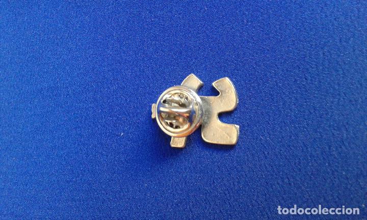 Pins de colecci&oacute;n: DISCOTECA PUZZLE PIN - Foto 3