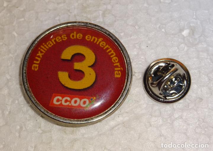 Pins e Spille di collezione: PIN POL&Iacute;TICO SINDICAL. CCOO COMISIONES OBRERAS. AUXILIARES DE ENFERMERIA