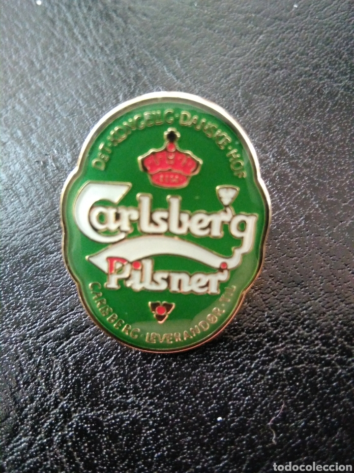 Collection pins: Pin badge cerveza beer bierCarlsberg Denmark Dinamarca