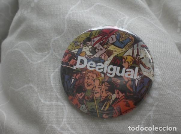Pins de colecci&oacute;n: chapa comic Desigual - Foto 1