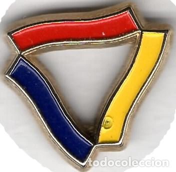 Pin's de collection: PIN - BANDERA - LOGO - ANDORRA - PRINCIPAT EL PAIS DELS PIRINEUS - EMBLEMA