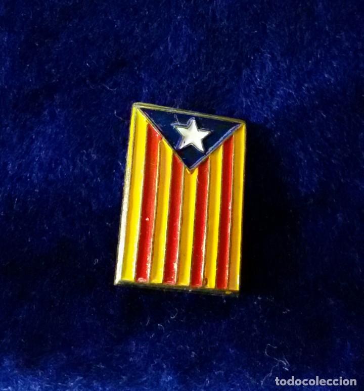 Pin's de collection: Antigua insignia de aguja Imperdible Estelada independencia catalunya senyera