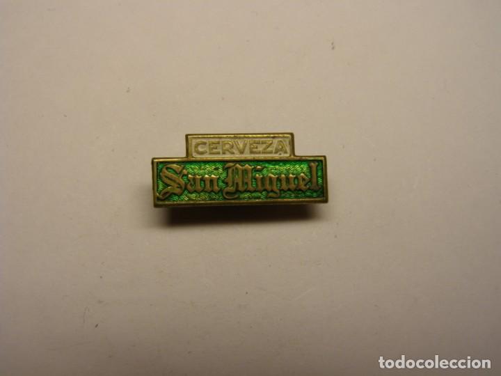 Pins de colecci&oacute;n: Antigua aguja insignia de Cerveza San Miguel, a&ntilde;os 50-60.