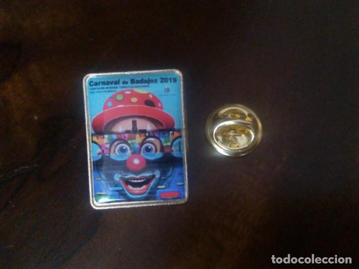 Pins de colecci&oacute;n: Pin del Carnaval de Badajoz 2019. - Foto 1