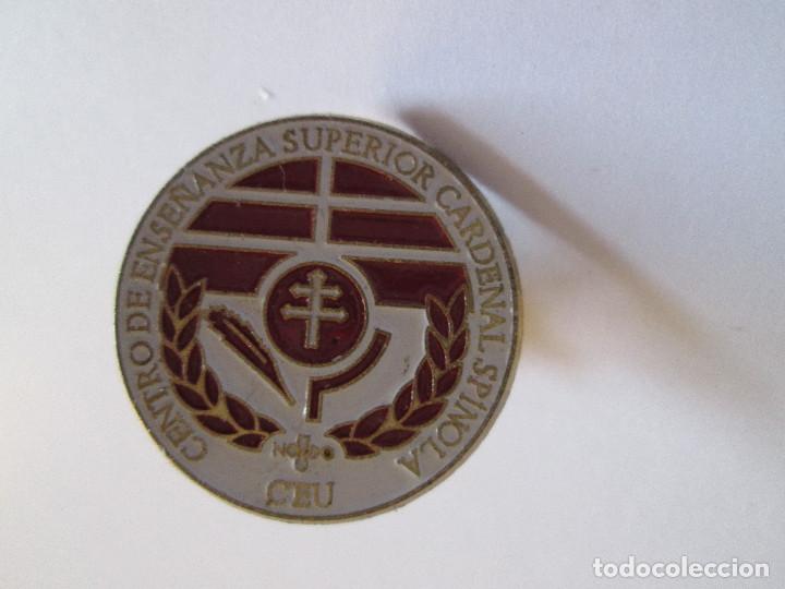 Pins de colecci&oacute;n: PIN CENTRO ENSE&Ntilde;ANZA SUPERIOR CARDENAL SPINOLA - CEU -  SEVILLA