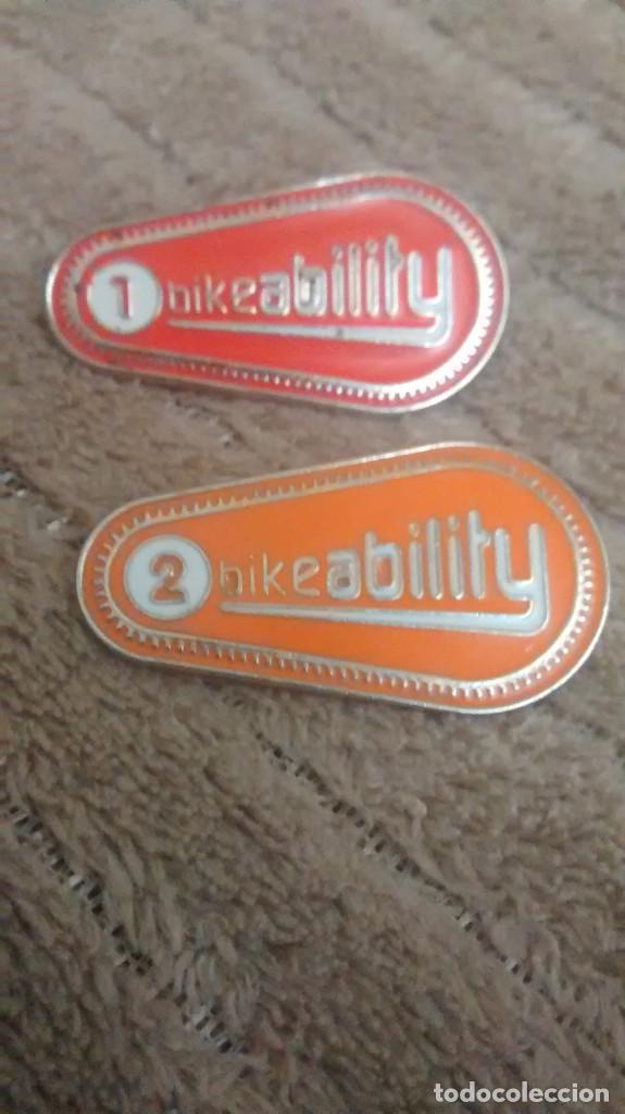 Pins de colecci&oacute;n: 2  PIN / PINS - INSIGNIAS DE REINO UNIDO - CICLISMO - BIKEABILITY - VER FOTO DE REVERSOS