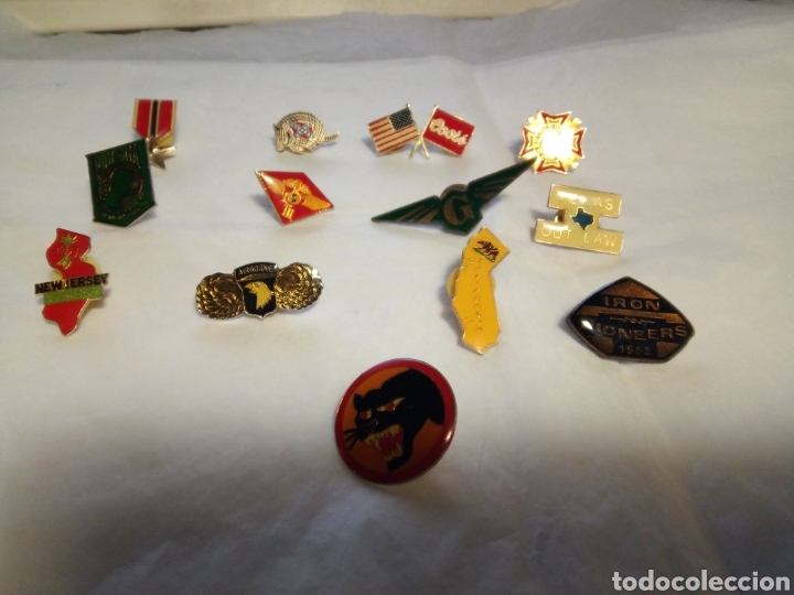 Pins de colecci&oacute;n: 12 pins comprados en EEUU - Foto 1