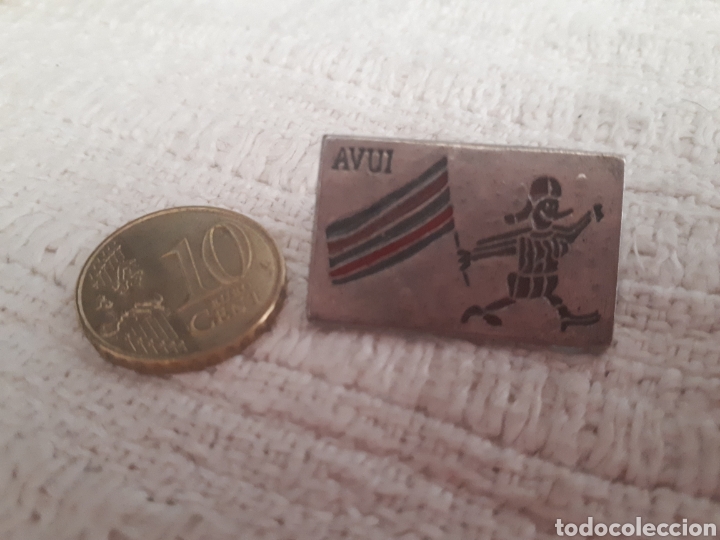 Sammlung von Pins: Pin diari Avui F.C. Barcelona Bar&ccedil;a