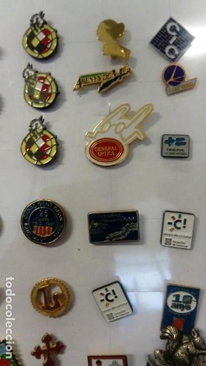 Pins de colecci&oacute;n: Lote de 35 pins - Foto 3