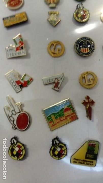 Pins de colecci&oacute;n: Lote de 35 pins - Foto 4