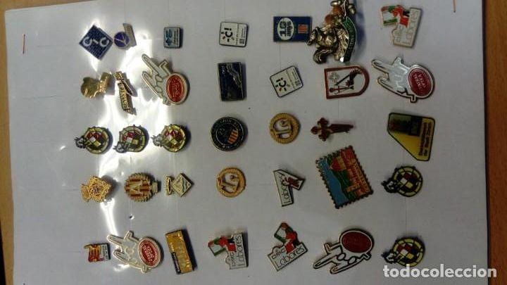 Pins de colecci&oacute;n: Lote de 35 pins - Foto 1