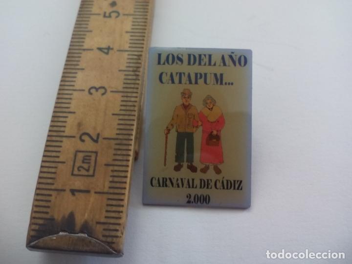 Pins de colecci&oacute;n: PIN , LOS DEL A&Ntilde;O CATAPUN... CARNAVAL DE CADIZ 2000
