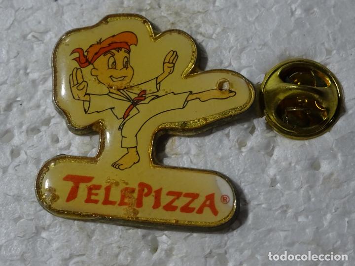 Pins e Spille di collezione: PIN DE RESTAURANTES BARES. MASCOTA PIZZERIA TELEPIZZA. KARATE KARATEKA
