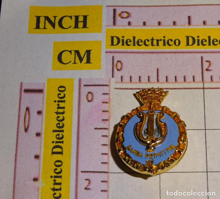Pins de colecci&oacute;n: ANTIGUA INSIGNIA DE OJAL DE LA BANDA DE M&Uacute;SICA PRIMITIVA DE LLIRIA, VALENCIA. NO PIN