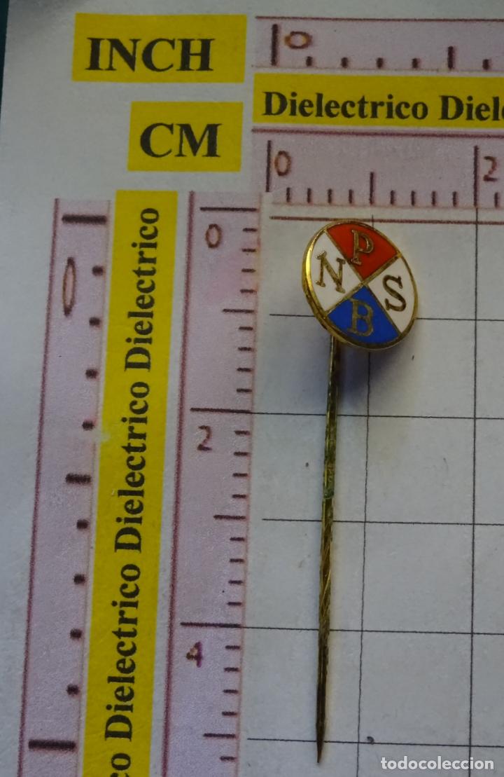 Pin's de collection: INSIGNIA ALFILER DE DEPORTES?. PSBN ? EQUIPO A DETERMINAR? NO PIN