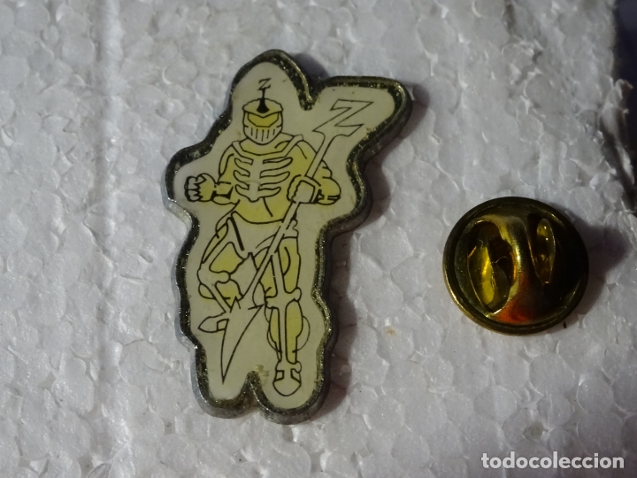 Pin's de collection: PIN DE DIBUJOS ANIMADOS TV SERIES. POWER RANGERS. A&Ntilde;O 1995. MARCAJE TM & SABAN