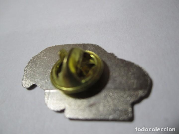 Pins de colecci&oacute;n: pin ford escort - Foto 2