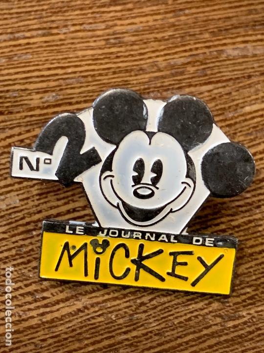 Pins de colecci&oacute;n: Antiguo pin Mickey Mouse