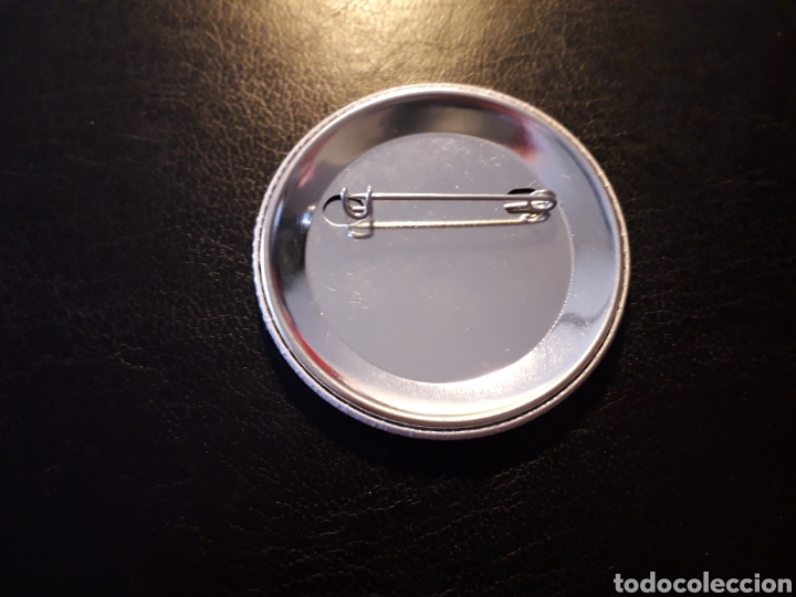 Pins de colecci&oacute;n: PIN TIPO CHAPA COMPROM&Iacute;S. AMB TU, IMPARABLES. POL&Iacute;TICA. - Foto 2