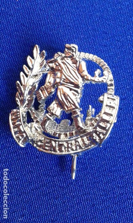 Pins de colecci&oacute;n: INSIGNIA JUNTA CENTRAL FALLERA DE VALENCIA - Foto 7