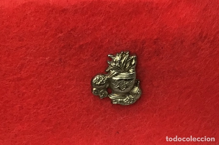 Pins de colecci&oacute;n: Pin bodeg&oacute;n vintage