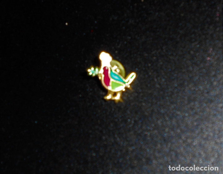 Pins de colecci&oacute;n: Pin Dorado y Lacado ARGUI&Ntilde;ANO - Foto 1