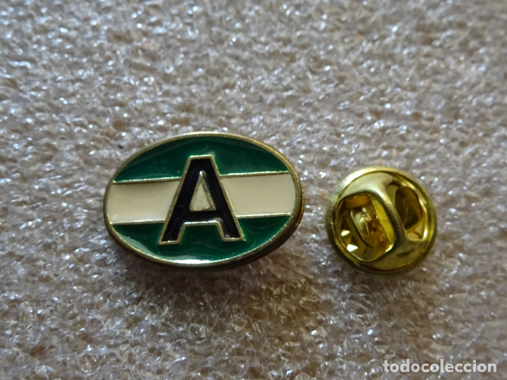 Pins e Spille di collezione: PIN DE TURISMO BANDERAS. ANDALUC&Iacute;A