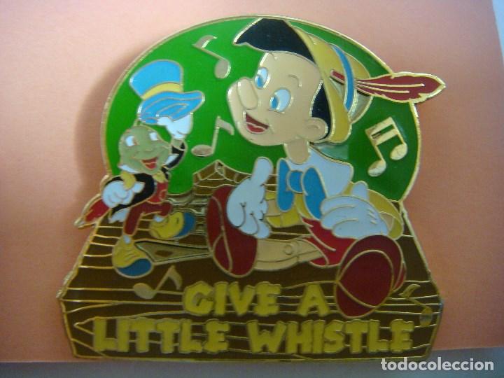 Pins de colecci&oacute;n: PINS DE CIVE A LITTLE WHISTLE PINOCHO CAJA N&ordm;-1 CARTON N&ordm;-29