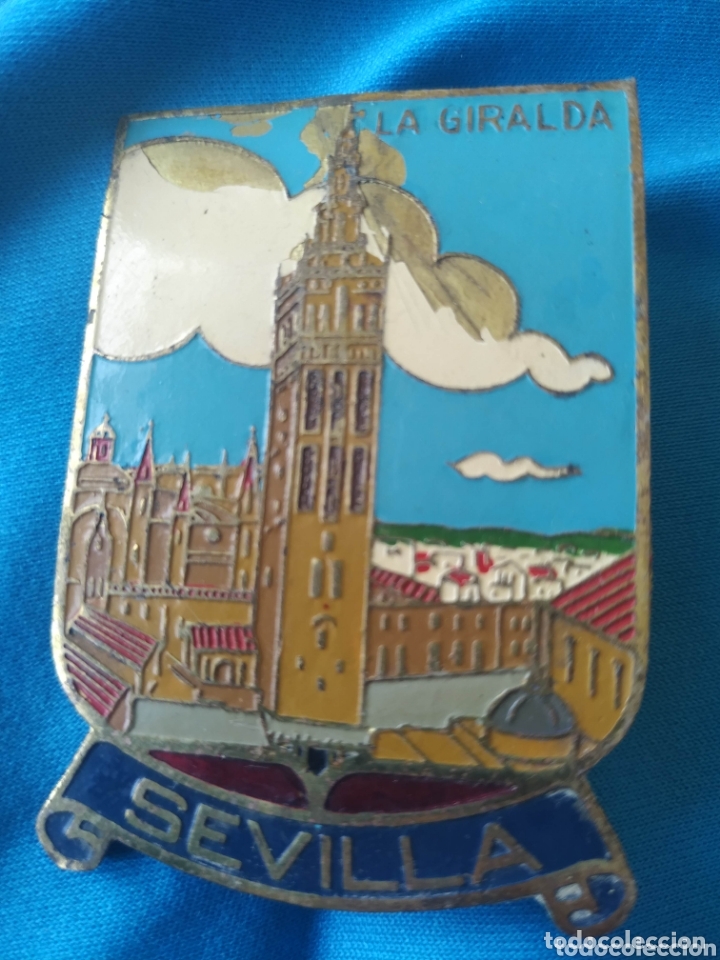 Sammlung von Pins: Placa ciudad Sevilla Giralda 6 cm no pin