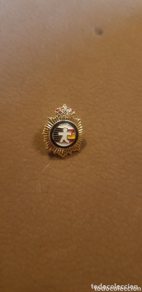 Pin's de collection: Pin sindicato de la Polic&iacute;a Nacional