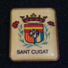 Pins de colección: PIN CENTRO POPULAR ANDALUZ DE SANT CUGAT. Lote 172713928