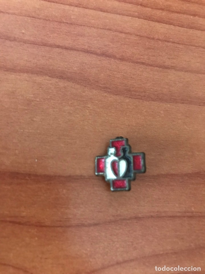 Collection pins: ANTIGUO PIN INSIGNIA ALFILER DONANTE DE SANGRE