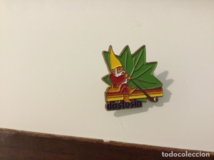 Pins de colecci&oacute;n: Pin medicinas dastolin - Foto 1