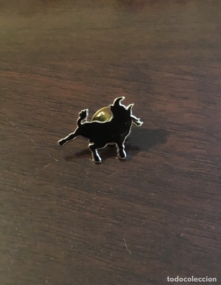 Pins de colecci&oacute;n: Pin toro - Foto 1