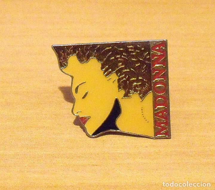 Pins de colecci&oacute;n: Madonna. USA. Buen estado. 3x2,5 cm. Pin.