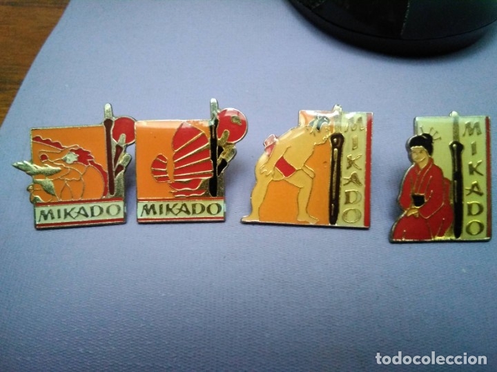 Pins de colecci&oacute;n: 4 Pins Mikado