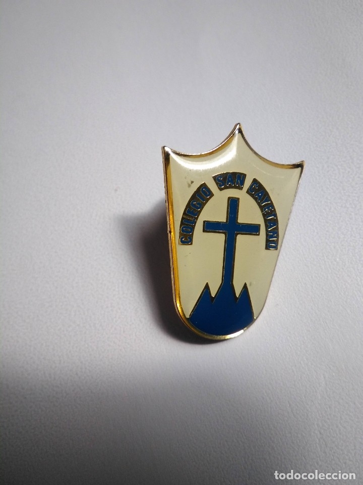 Pins de colecci&oacute;n: Pin colegio San Cayetano de Palma de Mallorca