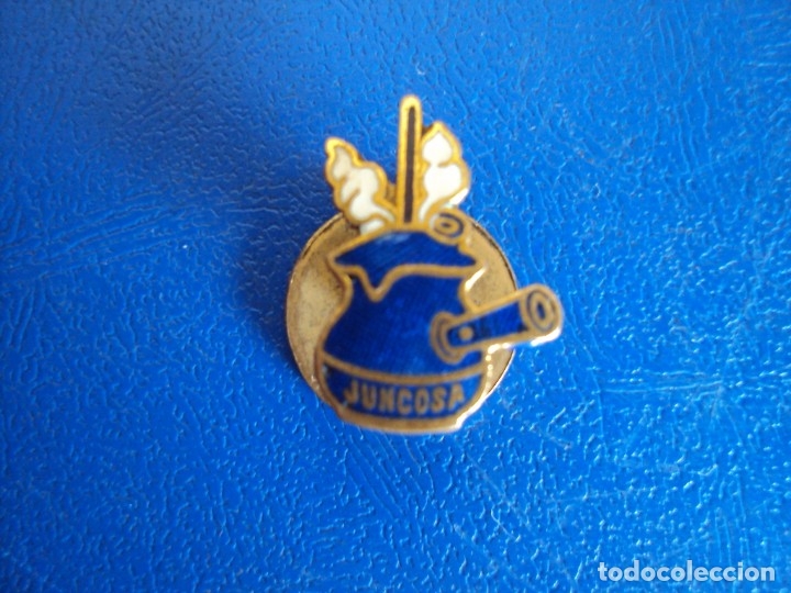 Pins de colecci&oacute;n: (P-147)INSIGNIA DE OJAL ESMALTADA CHOCOLATES JUNCOSA