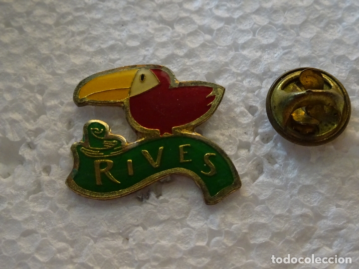 Sammlung von Pins: PIN DE BEBIDAS. GINEBRA LICOR RIVES