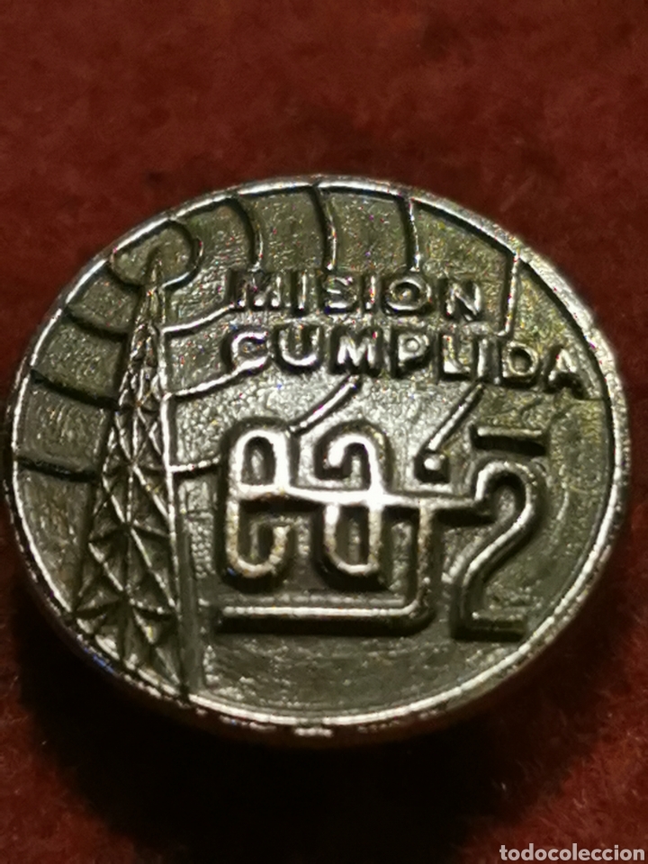 Pins de colecci&oacute;n: pin de solapa misi&oacute;n cumplida