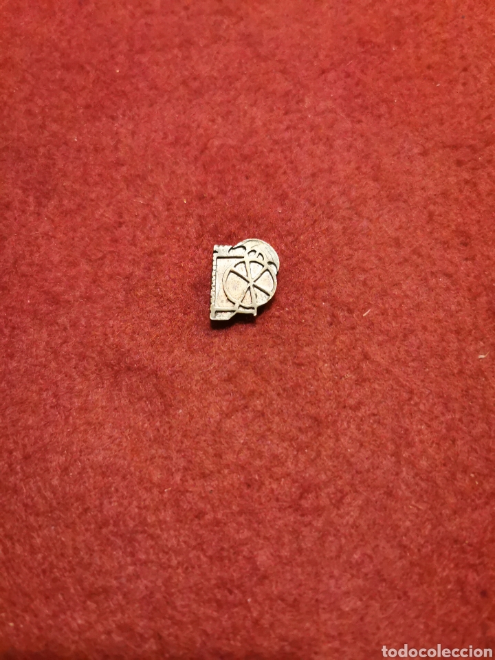 Pins de colecci&oacute;n: antigua insignia de solapa