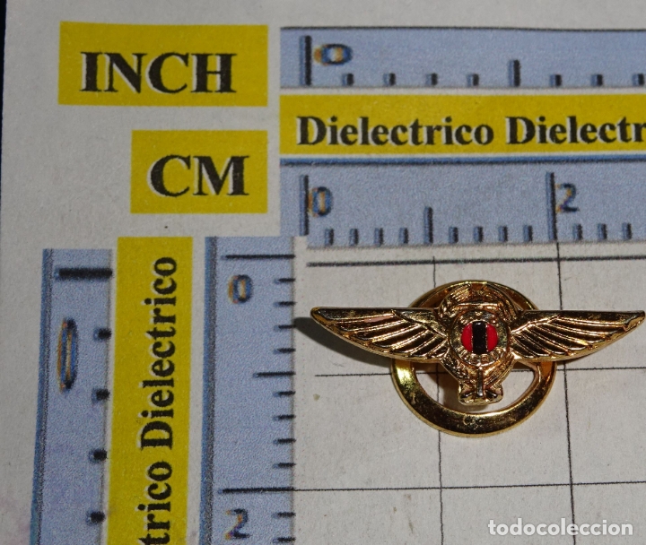 Pin's de collection: INSIGNIA DE OJAL DE AVIONES AEROL&Iacute;NEAS. A&Ntilde;OS 60 70. IBERIA. EDUCACI&Oacute;N Y DESCANSO. SINDICATO