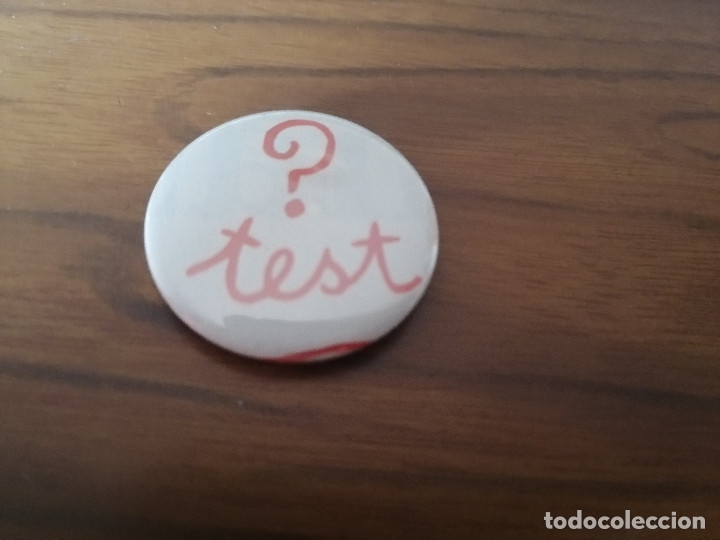 Sammlung von Pins: TEST?.  CHAPA. 31 CM. MET&Aacute;LICA POR DETR&Aacute;S. BUEN ESTADO. DIFICIL