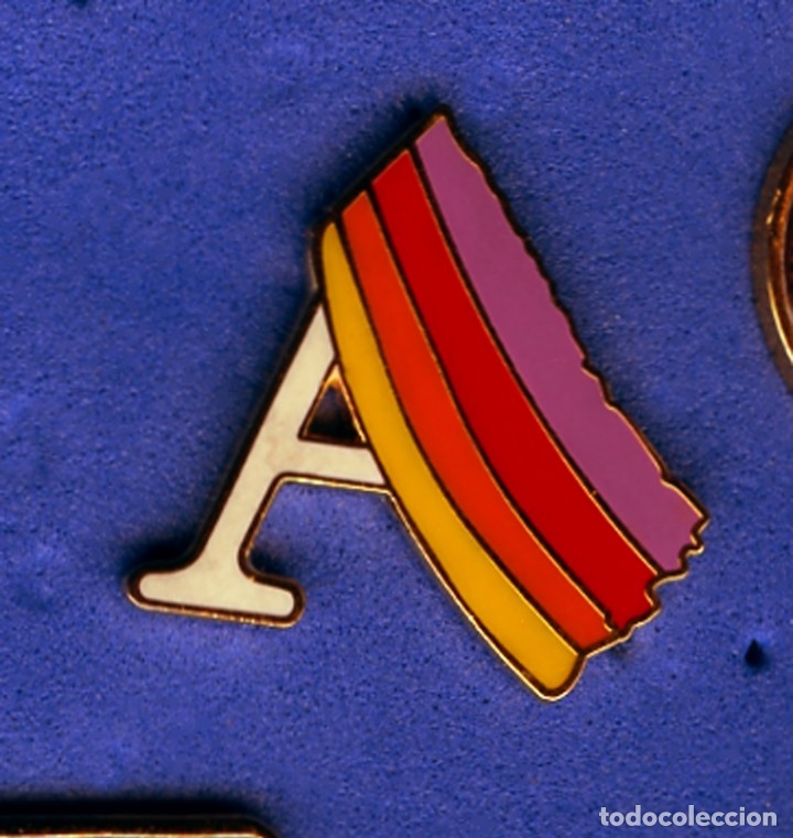 Pins de colecci&oacute;n: PIN A DE ANDALUC&Iacute;A. 1992 - Foto 1