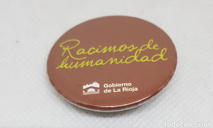 Sammlung von Pins: Pins - chapa - racimos de humanidad gobierno de la rioja - car167