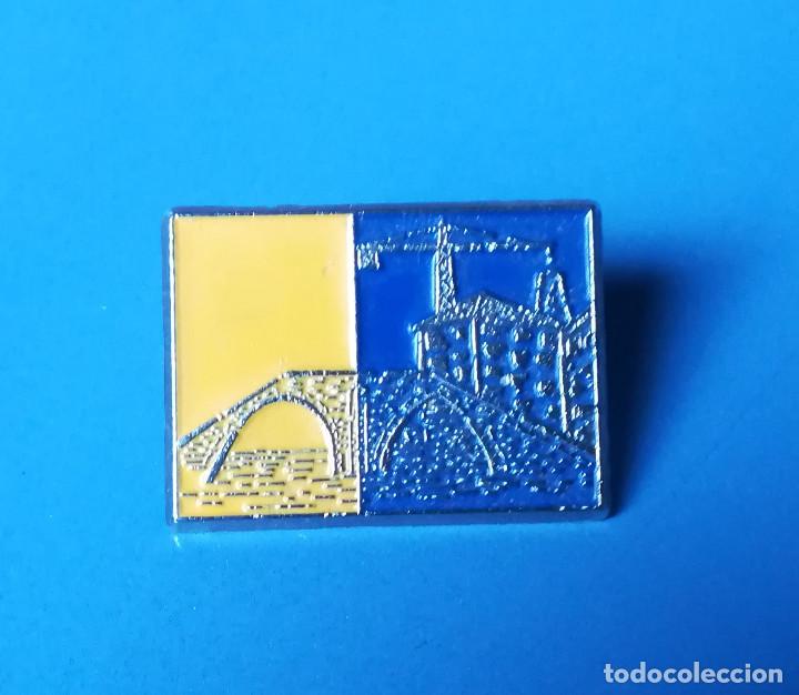 Pins de colecci&oacute;n: PIN PLAN COMUNITARIO DE BILBAO - Foto 1