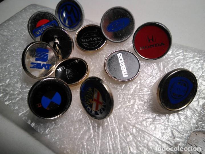 Pins de colecci&oacute;n: pins marcas de coches autom&oacute;viles (uno con la pua rota)