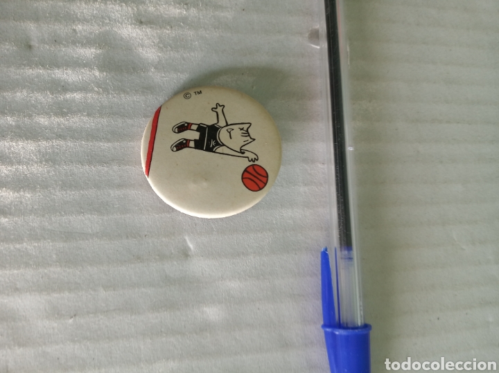 Pins de colecci&oacute;n: Cobi b&aacute;squet - Foto 1