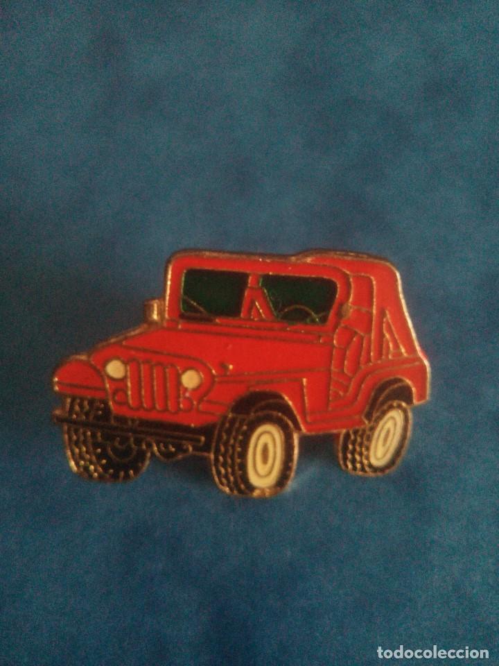 Sammlung von Pins: Pin coche - todoterreno - 4x4